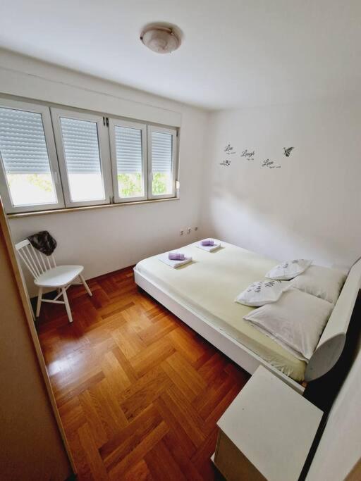 Apartman Nada Σπλιτ Εξωτερικό φωτογραφία