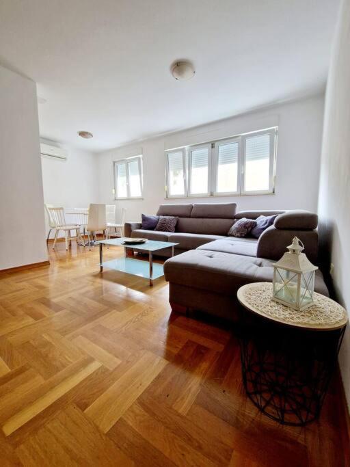 Apartman Nada Σπλιτ Εξωτερικό φωτογραφία